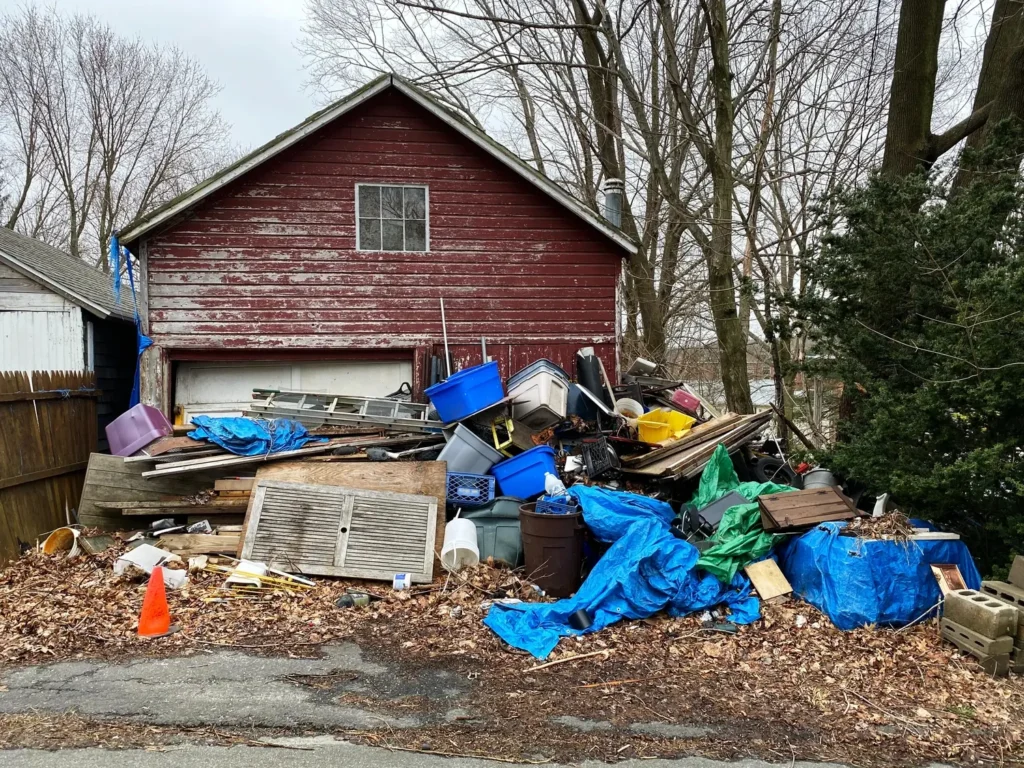 Hoarding Cleanouts in Vancouver BC