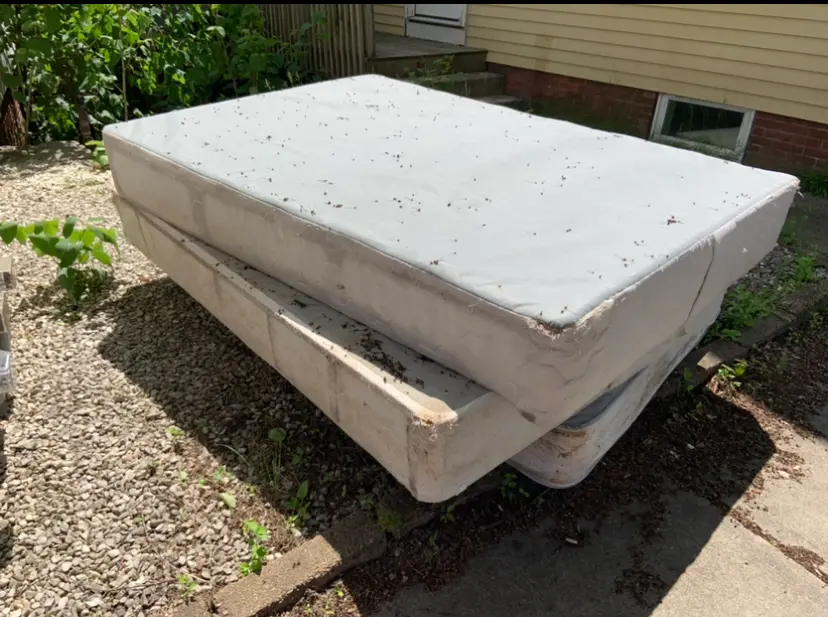 Mattress removal Vancouver